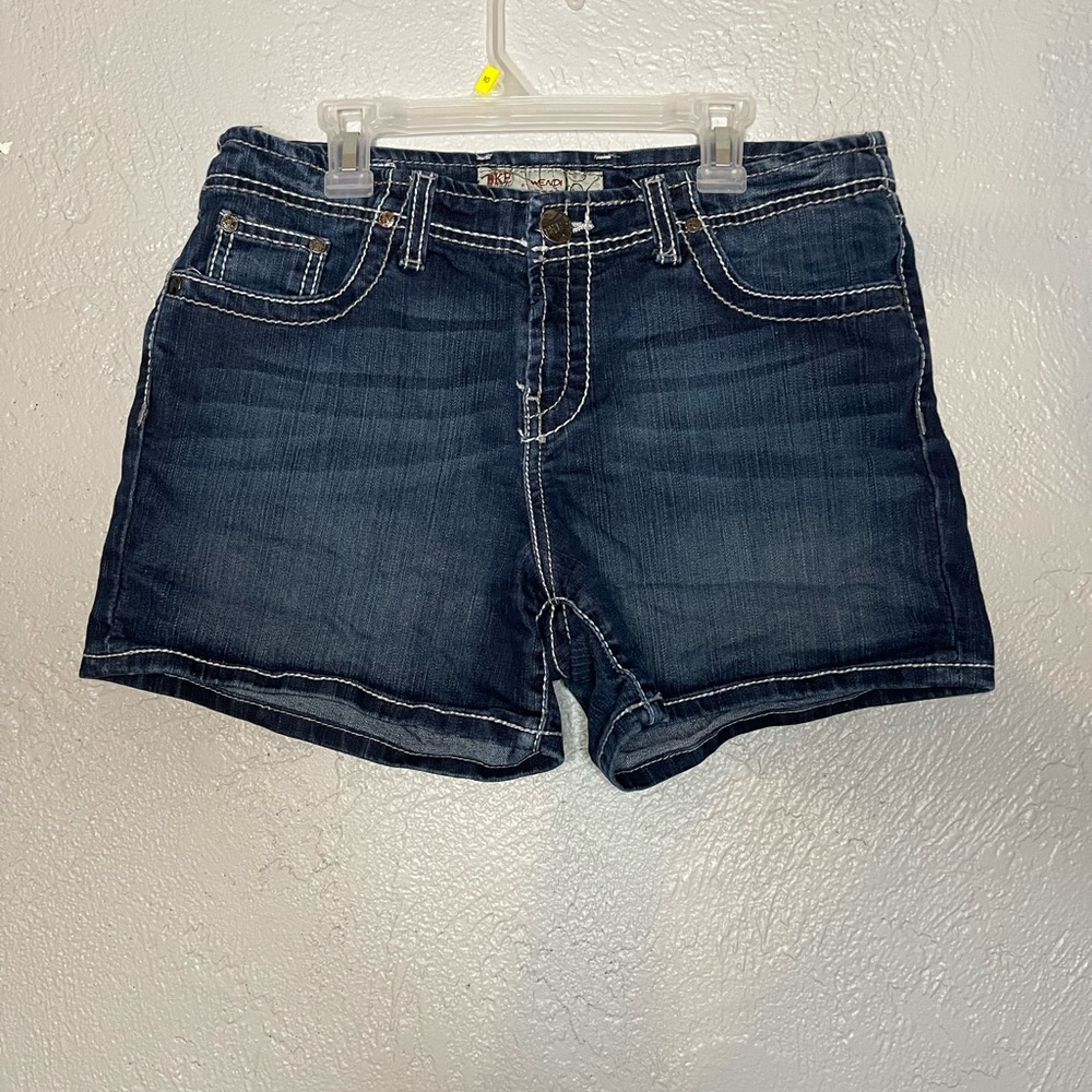 BKE Wendi Midi Shorts - Size 30